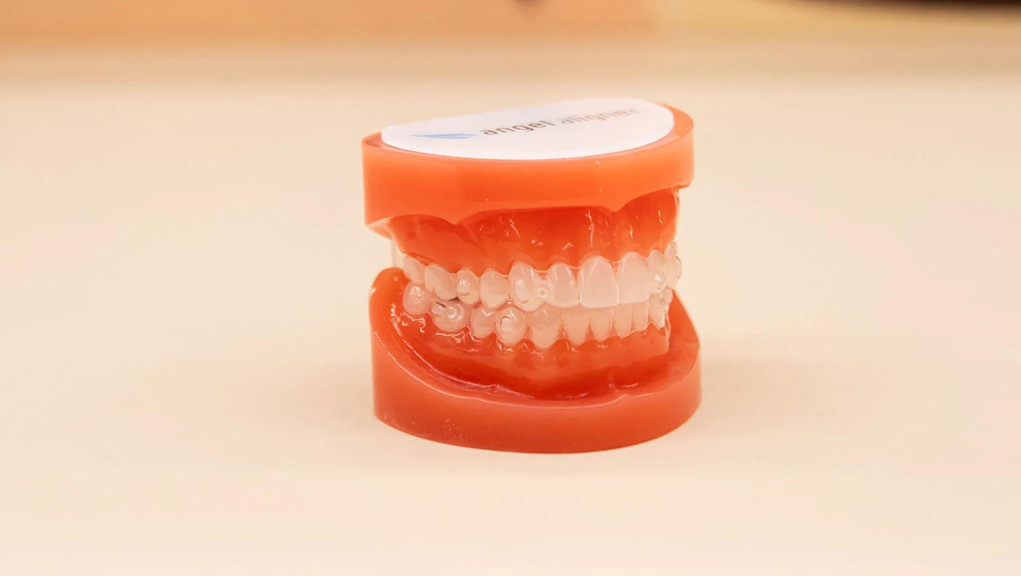 aparato dental transparente para niños