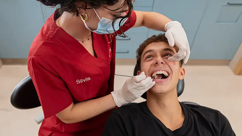 tratamiento odontologia conservadora santiago compostela